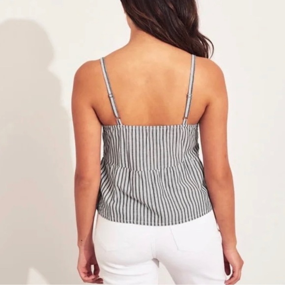 Hollister Twist Tie Cropped Tank - Picture 5 of 5